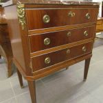 688 1770 CHEST OF DRAWERS